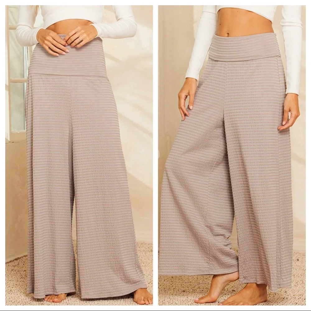 Boho Fabulous Textured fabric Wide Leg pants - Picture 5 of 7